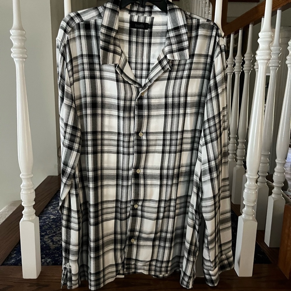 Truth long sleeve button down shirt. NWOT